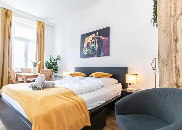 Explore Vienna: 1br Retreat Near Westbahnhof * Viena