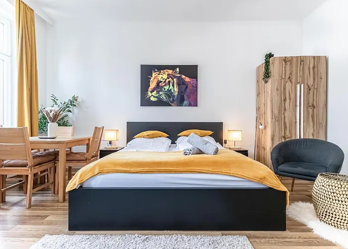 Explore Vienna: 1br Retreat Near Westbahnhof *