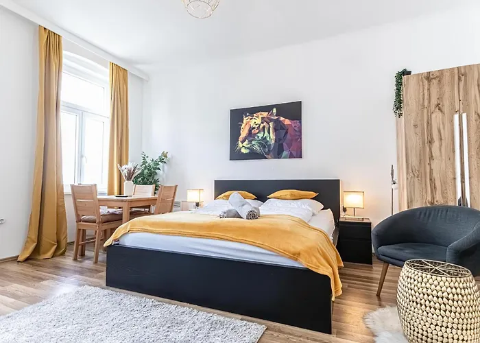 Explore Vienna: 1br Retreat Near Westbahnhof Apartamento Viena